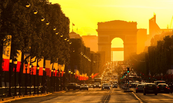 por-do-sol-champs-elysees-paris