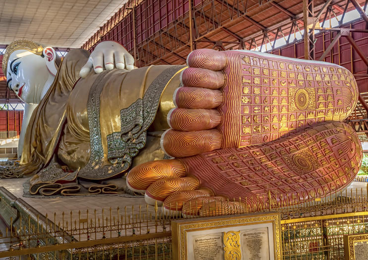 Templo Chaukhtatgyi Buddha- Buda reclinado