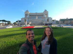 Bate E Volta Saindo De Roma 300x225